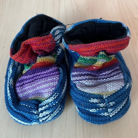 Baby slippers from Guatemala - Picture 2 of 8